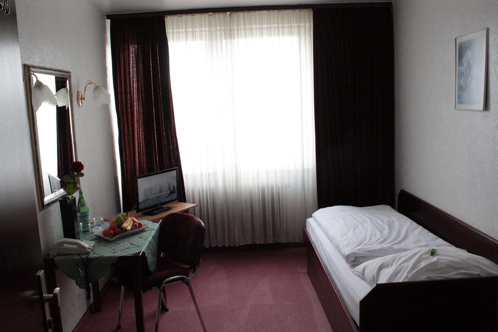 Hotel Mainbogen Offenbach am Main Eksteriør billede
