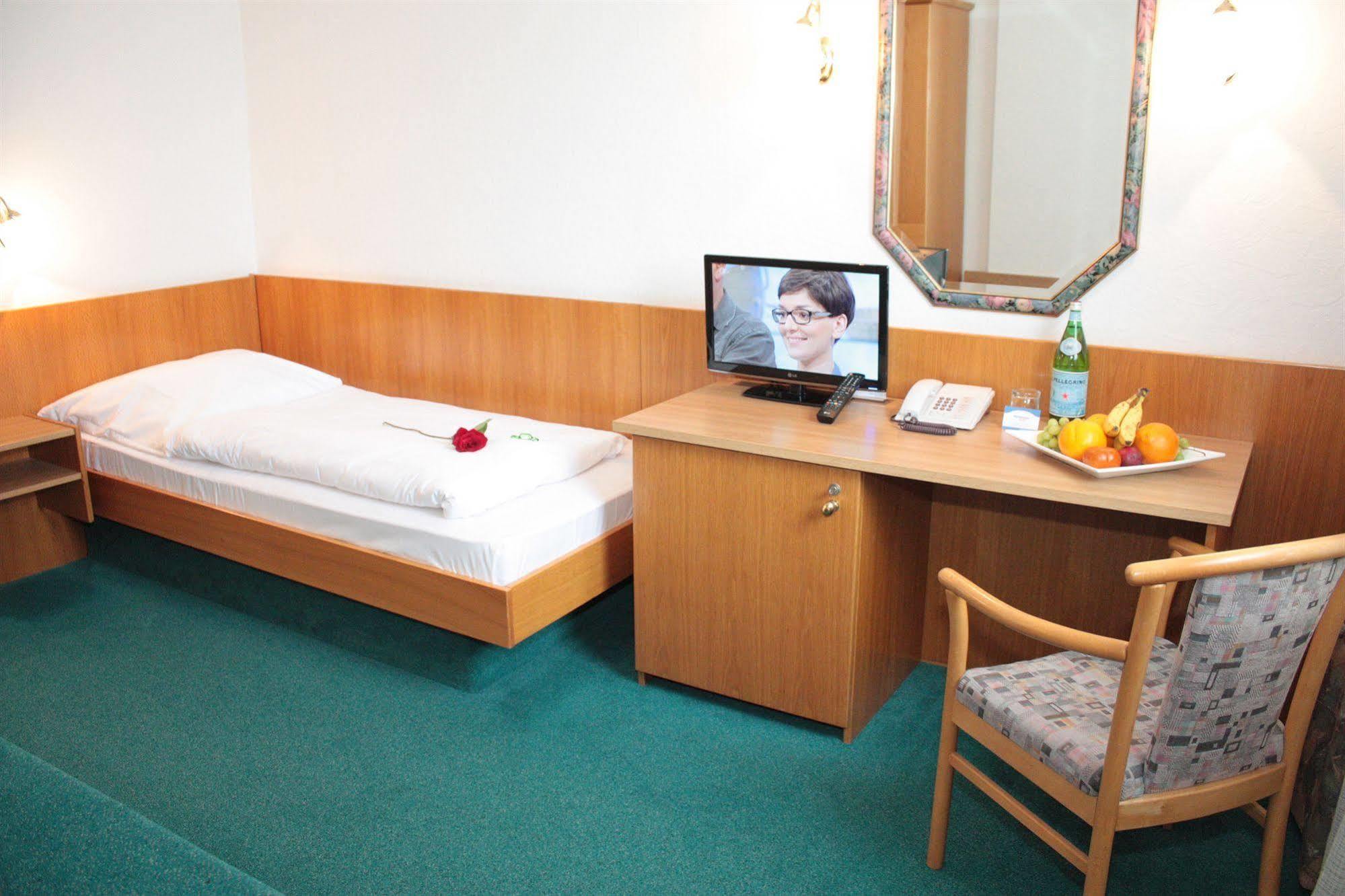Hotel Mainbogen Offenbach am Main Eksteriør billede