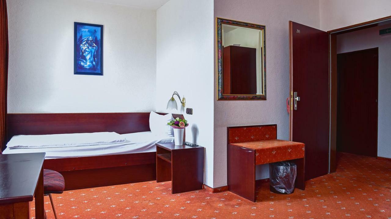 Hotel Mainbogen Offenbach am Main Eksteriør billede